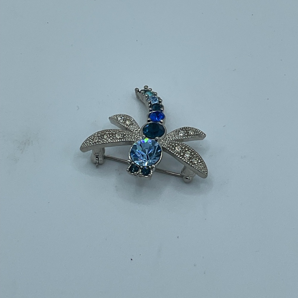 “DRAGONFLY” VINTAGE RHINESTONE PIN/ BROOCH. - Picture 5 of 11